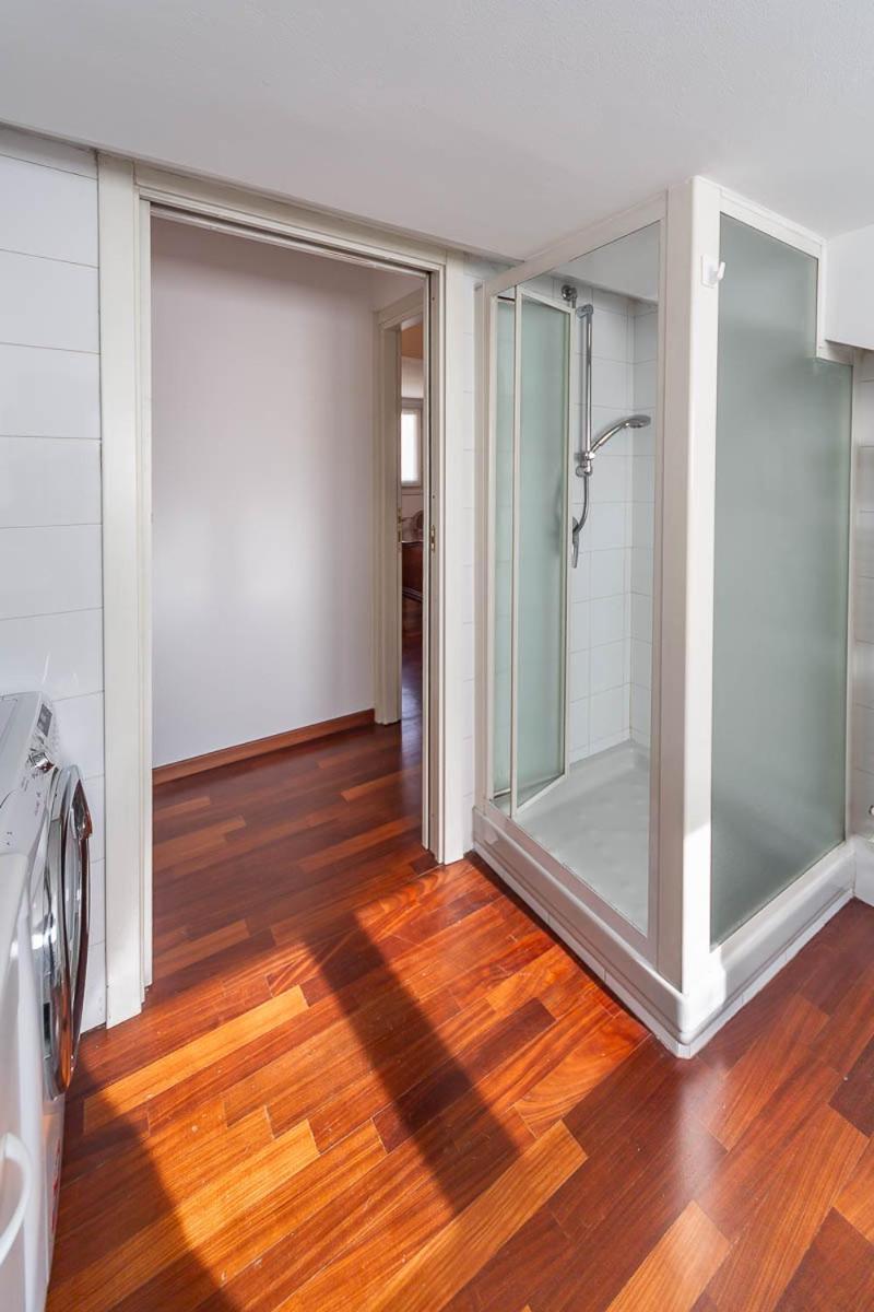 Attico Con Terrazzo - Skyview Apartment