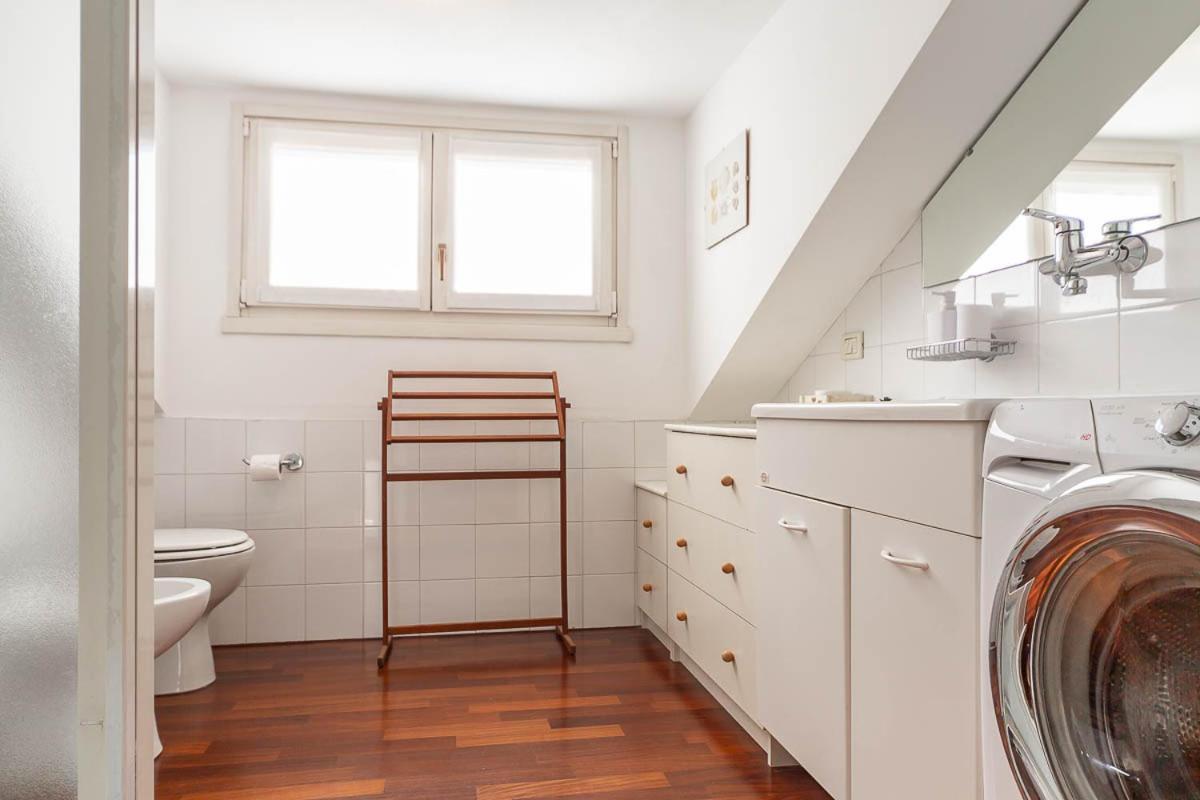 Attico Con Terrazzo - Skyview Apartment