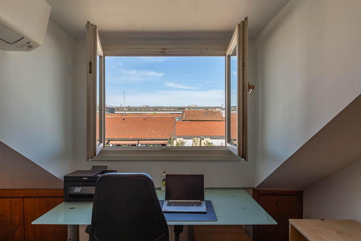 Attico Con Terrazzo - Skyview Apartment
